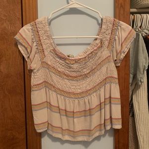 Off or on the shoulder cropped blouse